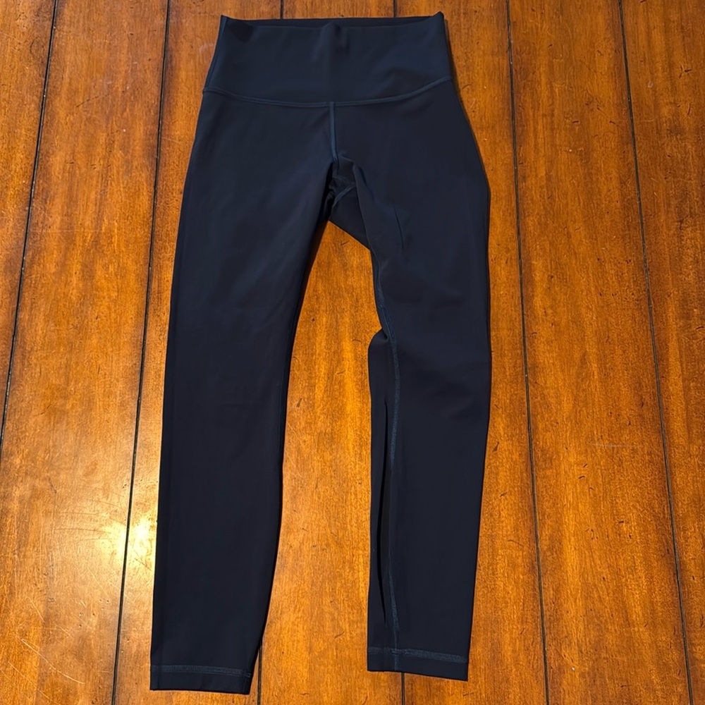 Lululemon Wunder Under Size 6 Navy Leggings